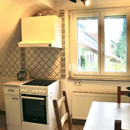 Gemutliche Und Moderne In Sindelfingen