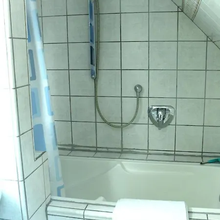 Gemutliche Und Moderne In Sindelfingen